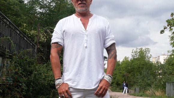 L'autre vie de Pascal Obispo : le chanteur est aussi peintre, combien coûte une de ses œuvres ?