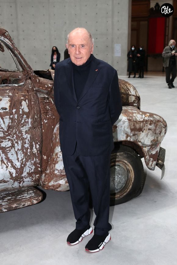 François Pinault - Vernissage de l'exposition de la Collection François Pinault du Sculpteur Charles Ray à la Bourse du Commerce à Paris, France, le 15 Février 2022. Bertrand Rindoff/Bestimage
