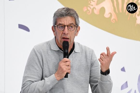 Michel Cymes participant à l'événement ChangeNOW au Grand Palais à Paris, en France, le 1er avril 2026. Photo : Lionel Urman/ABACA/ABACAPRESS.COM
