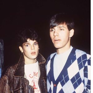 En effet, Stéphanie de Monaco a craqué pour Paul Belmondo, fils du géant du cinéma Jean-Paul Belmondo, alors qu'elle n'avait pas 18 ans... 

Stéphanie de Monaco et Paul Belmondo le 01 décembre 1980. Photo Bestimage