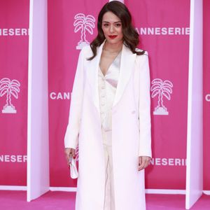 Dans une interview à Télé-Star, elle avait expliqué : "J'ai appris à dissocier les moments où je m'expose pour mon travail et ceux qui relèvent de la vie privée. Je veux continuer à mener une vie simple, je tiens à préserver mon cocon". 

Sofia Essaidi série La peste
CANNESERIES 2023 Saison 6 à Cannes, samedi 15 avril 2023.