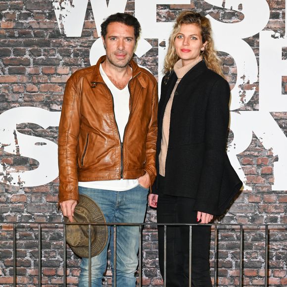 Nicolas Bedos et sa compagne Pauline Desmonts - Avant-première du film "West Side Story" réalisé par S. Spielberg au Grand Rex à Paris le 2 décembre 2021. © Coadic Guirec/Bestimage
