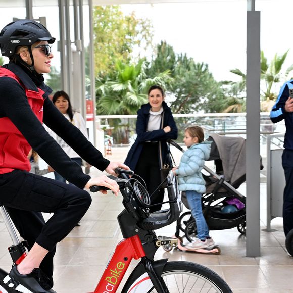 Cette journée a pour but de sensibiliser le public aux enjeux de la sécurité routière.

Le prince Albert II de Monaco et la princesse Charlene ont participé au " Road Safety Day ", organisée par la Fondation Princesse Charlene, Monaco, 29 mars 2026.