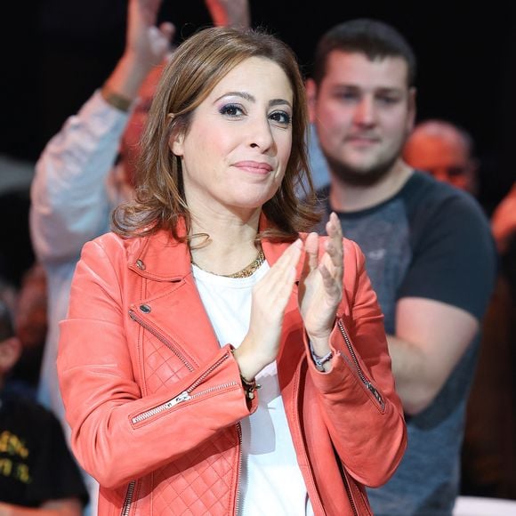 Léa Salamé - Les personnalités se mobilisent lors de la 37ème édition du Téléthon sur le plateau de France 2, avec pour parrain Vianney. Cette année, 80,6 millions de dons ont été promis. Le 9 décembre 2023. 
© Coadic Guirec / Bestimage