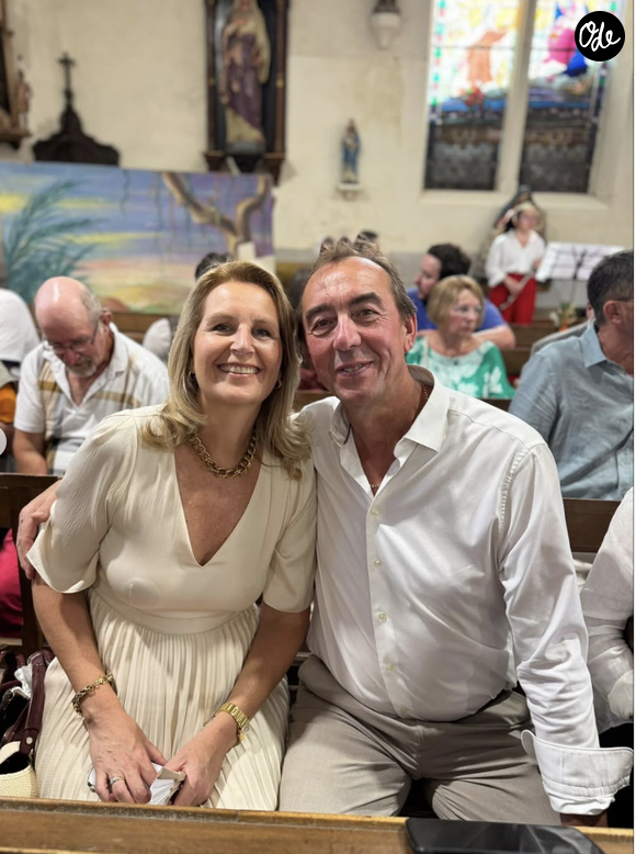 C'est sur les réseaux sociaux que la merveilleuse nouvelle a été confirmée, par les artisans bretons qui ont eu la tâche de régaler les mariés et leurs convives. 

Nadia et Mickaël au mariage de Stéphane et Nejla (L'amour est dans le pré)