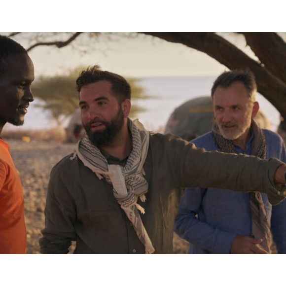 "Rendez-vous en terre inconnue" avec Kendji Girac et Frédéric Lopez chez les Turkana, émission anniversaire pour les 20 ans de "Rendez-vous en terre inconnue" diffusée le 29 avril 2025 sur France 2