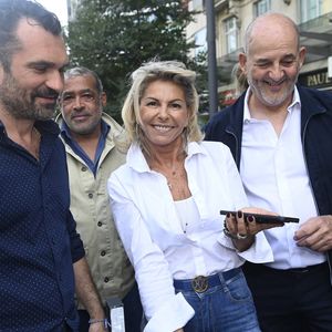 Caroline Margeridon était à un mariage

Caroline Margeridon est à Bruxelles avec les acheteurs (Stéphane Vanhandenhoven, Aurore Morisse, Bernard Dumeige, Alexandra Morel, Glorian Kabongo, François-Xavier Renou, François Cases Bardina, Gérald Watelet (animateur) et Jérôme Duvillard (commissaire-priseur)) de l'émission belge "Affaire conclue" pour une vente aux enchères d'objets donnés à "Viva for Life" en Belgique le 29 octobre 2022. ©Photonews / Bestimage