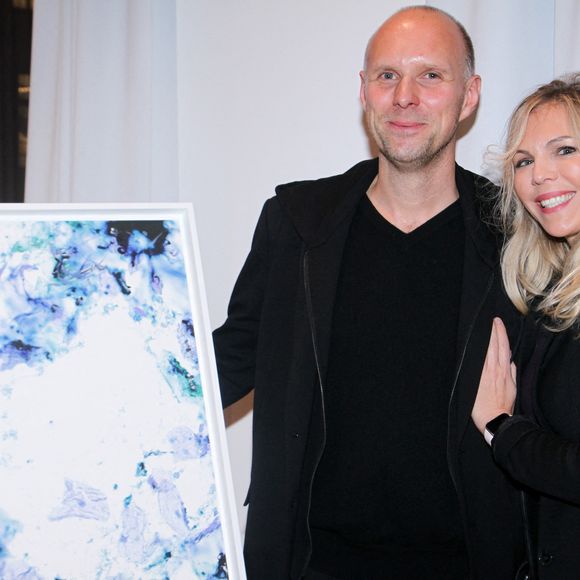 Laurence Auzière et son compagnon Matthieu Gasser lors de la soirée de vernissage de l'exposition du duo d'artistes Laurence Graffensttaden (Matthieu Gasser et Laurence Auzière) (Edition Florentin) à la boutique Steinway & Sons à Paris le 25 novembre 2024.

© Philippe Baldini / Bestimage
