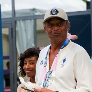 Yannick Noah partage une jolie photo avec son nouveau-né

Yannick Noah et sa compagne Malika quittent les épreuves de gymnastique lors des Jeux Olympiques de Paris.