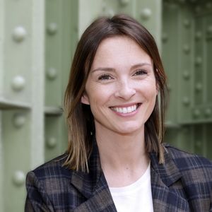 Arrivée en 2023 dans le groupe, Isabelle Ithurburu a brillamment assuré - depuis le 14 juillet - son tout premier intérim à la présentation du journal de TF1. 

Isabelle Ithurburu - Festival du livre de Paris au Grand Palais le 13 avril 2025. © Cédric Perrin/Bestimage