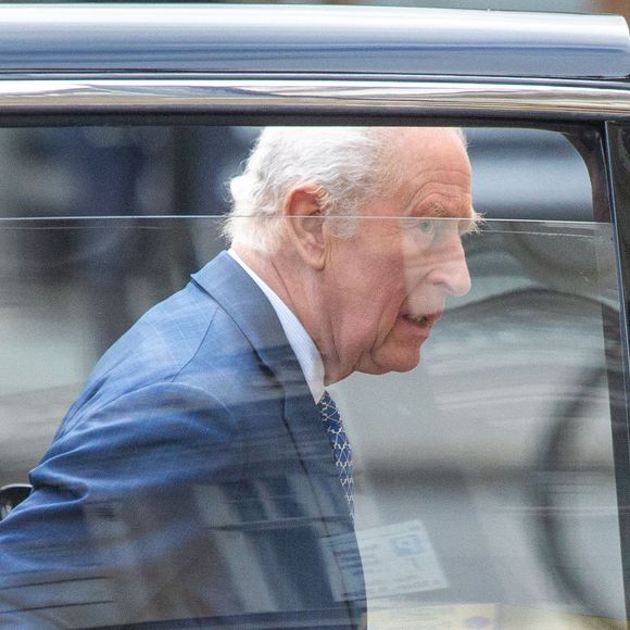 March 11, 2025, London, England, United Kingdom: King CHARLES III visits Royal College of Nursing for 1000th RCN King's Nursing Cadet. Kingâ€™s Nursing Cadet Scheme aims to help young people develop essential skills needed to start a career in nursing. (Credit Image: © Tayfun Salci/ZUMA Press Wire)