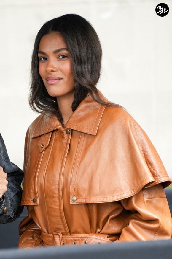 Ce nouveau volet marque une rupture avec les précédentes campagnes incarnées par Ashley Graham

Tina Kunakey au défilé Chloé Collection Femme Prêt-à-Porter Printemps/Eté 2025 lors de la Fashion Week de Paris (PFW), le 26 septembre 2024.
© Lucia Sabatelli / Bestimage