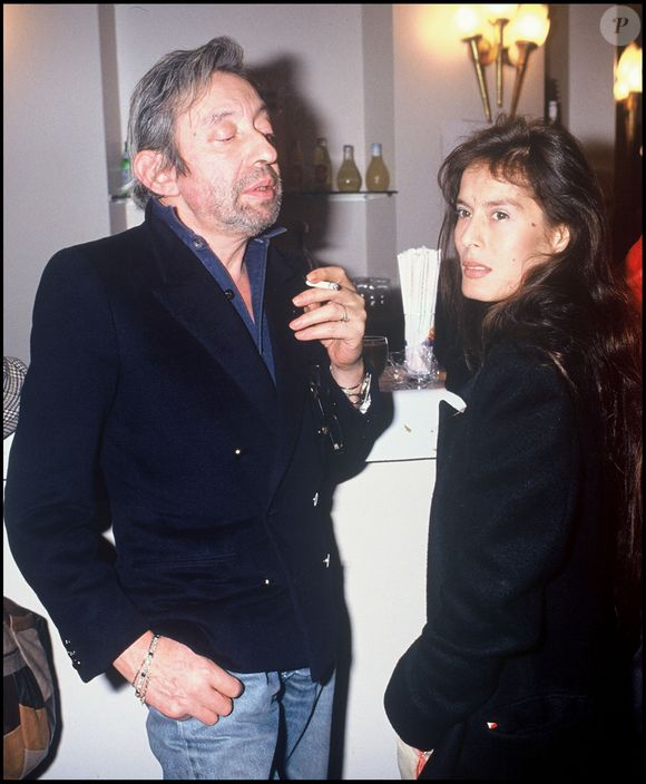 En effet, en tant qu'infirmière, sa mère a parfois travaillé pour Bambou

Bambou et Serge Gainsbourg, à Paris
©BERTRAND RINDOFF PETROFF / BESTIMAGE