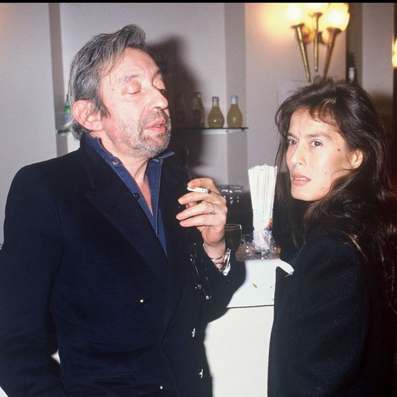 En effet, en tant qu'infirmière, sa mère a parfois travaillé pour Bambou

Bambou et Serge Gainsbourg, à Paris
©BERTRAND RINDOFF PETROFF / BESTIMAGE