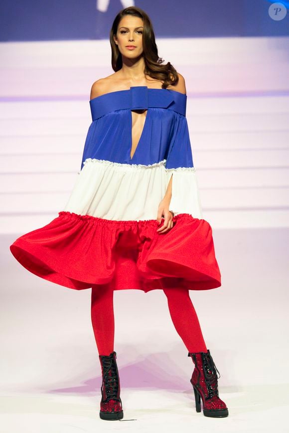 Dans un communiqué officiel publié ce jeudi 28 mai 2025, la société Miss France a annoncé sa décision de suspendre sa participation au concours international Miss Univers pour l’édition 2026. 

Iris Mittenaere (Miss France 2016 et Miss Univers 2016) lors du dernier défilé de mode Haute-Couture printemps-été 2020 "Jean-Paul Gaultier" au théâtre du Châtelet à Paris, France, le 22 janvier 2020. Agence / Bestimage