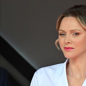 Un départ précipité qui n'a rien à voir avec un imprévu grave ou un chamboulement 
La princesse Charlene de Monaco durant le Monaco E-Prix 2025, Round 7, le 4 mai 2025. Le pilote Sébastien Buemi a remporté la course devant Oliver Rowland suivi par Nick Cassidy C'est la 8eme édition du Monaco E-prix. A l’occasion de la 11eme saison du Championnat du Monde ABB FIA Formula E, les monoplaces de 3eme génération ont parcouru les rues de la Principauté. © Bruno Bebert/Bestimage