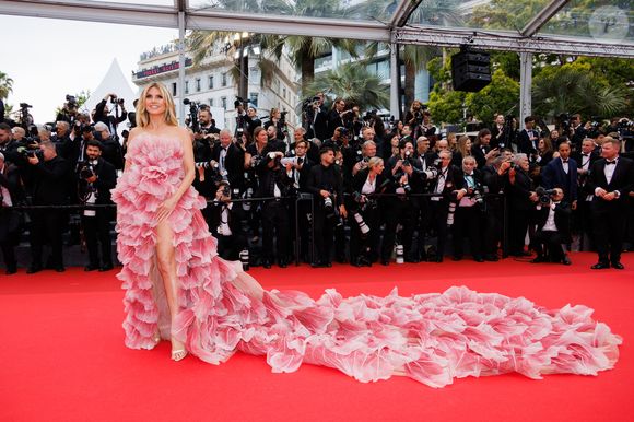 Heidi Klum - Montée des marches du film « Partir un jour » pour la cérémonie d’ouverture du 78ème Festival International du Film de Cannes, au Palais des Festivals à Cannes. Le 13 mai 2025
© Jacovides-Moreau / Bestimage