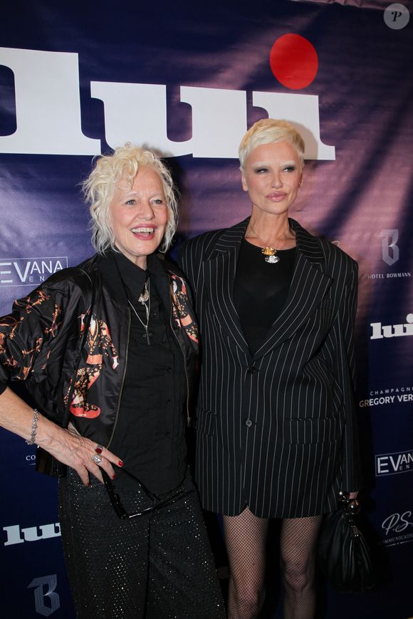 Ellen von Unwerth, Adriana Karembeu lors de la soirée de lancement du magazine Lui à l'hôtel Bowmann à Paris le 9 mars 2026. © Philippe Baldini / Bestimage