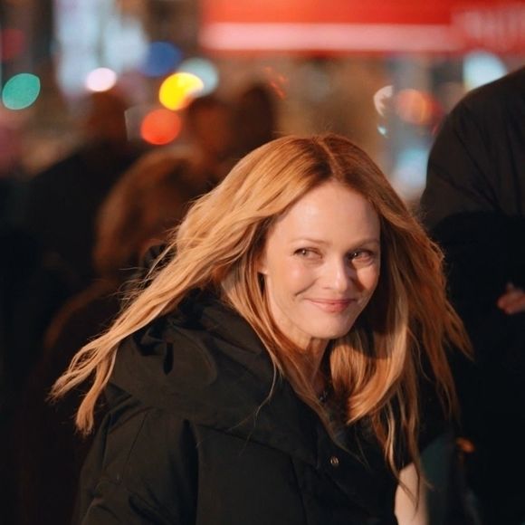 Vanessa Paradis lors de la première de Dis-moi juste que tu m'aimes à Paris en 2024
©Backgrid UK/ Bestimage
