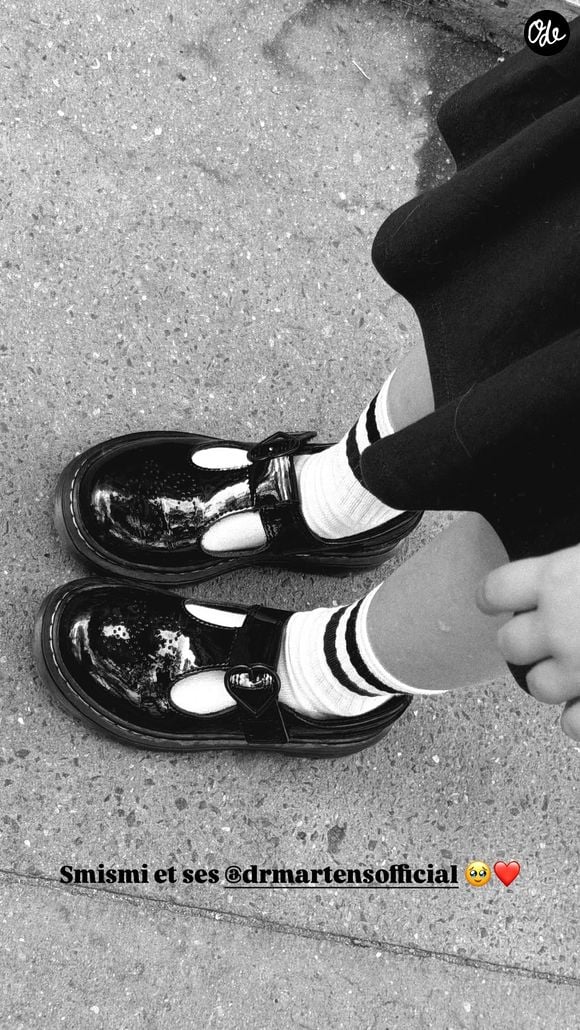 Louane a partagé une adorable photo de sa fille Esmée. Capture d'écran Instagram