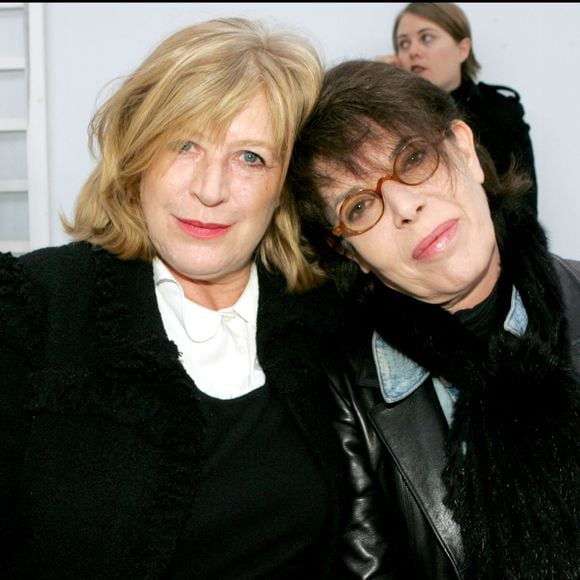 Marianne Faithfull et Dani au défilé Chanel - collection haute couture printemps été 2005 à Paris.(Rindoff-borde / bestimage)