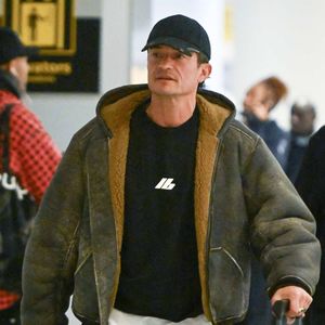 Orlando Bloom serait-il prêt à refaire sa vie ? 

Katy Perry et Orlando Bloom ont été aperçus à leur arrivée à l'aéroport JFK de New York. Katy est en ville pour se produire au Jingle Ball 2024.©Backgrid USA / Bestimage