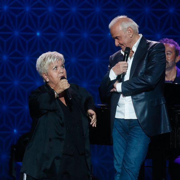 Exclusif - Mimie Mathy, Michel Fugain - Surprises - Enregistrement de l'émission "La Boîte à Secrets N°19" dans les studios de la Cité du Cinéma à Saint-Denis, présentée par F.Bollaert et diffusée le 3 janvier sur France 3
© Christophe Clovis / Bestimage