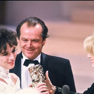 La comédienne a remporté de nombreuses récompenses au cours de sa carrière

Isabelle Adjani - César de la meilleure actrice pour "L'été meurtrier" en 1984. © RINDOFF-PATERSON / BESTIMAGE