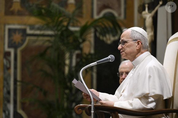 Le Pape Léon XIV lors d'une audience à la Fondation Centesimus Annus Pro Pontifice au Vatican, le 17 mai 2025.© ANSA via ZUMA Press/Bestimage