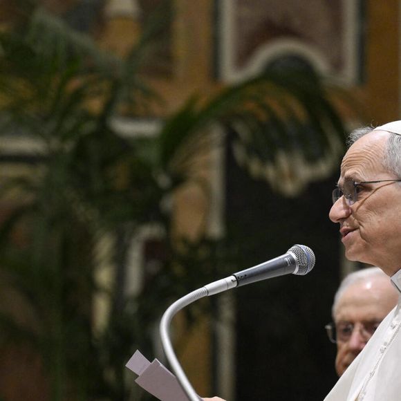 Le Pape Léon XIV lors d'une audience à la Fondation Centesimus Annus Pro Pontifice au Vatican, le 17 mai 2025.© ANSA via ZUMA Press/Bestimage