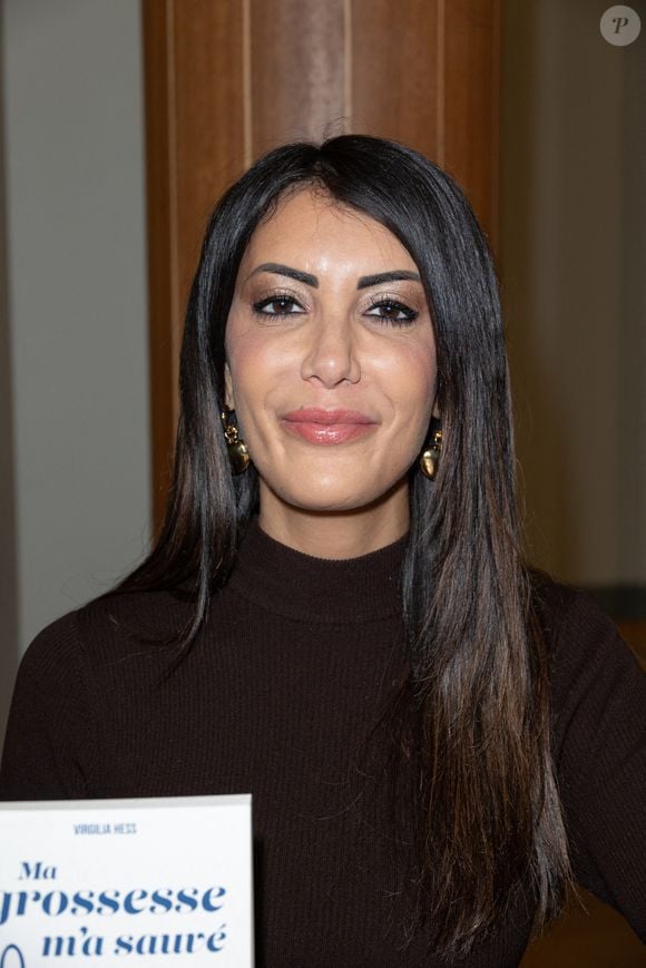 Virgilia Hess participe au festival du livre 'Des Livres, Des Artistes' à la Maison de la Chimie le 30 novembre 2024 à Paris, France. Photo par Nasser Berzane/ABACAPRESS.COM