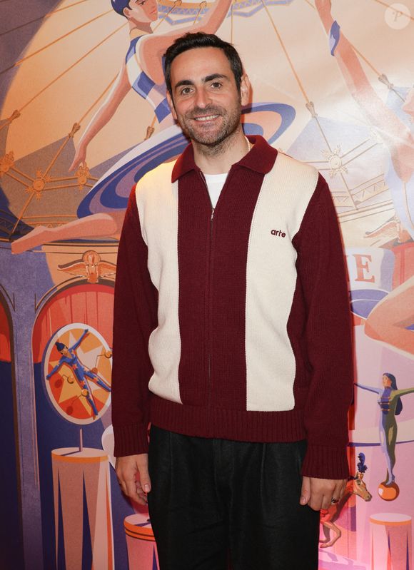 Camille Combal au photocall de la générale du spectacle "Tempo" du Cirque d'Hiver Bouglione à Paris, France, le 18 octobre 2025. © Coadic Guirec/Bestimage