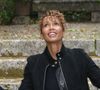 "Même si les mots peinent à exprimer l’immensité de la douleur, je garde en moi toutes ces belles images, ces moments partagés", écrit-elle dans son hommage.

Sonia Rolland au photocall du film "Kwibuka (Le Souvenir)" lors de la 18ème édition du Festival du Film Francophone de Angoulême (FFA) le 27 août 2025.

© Coadic Guirec / Bestimage