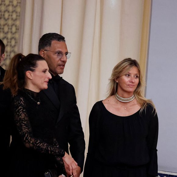 Camille Cottin, Roschdy Zem, Sarah Poniatowski au photocall de la soirée d'anniversaire pour les 20 ans du Festival International du Film de Marrakech, Maroc, le 25 novembre 2023. © Dominique Jacovides/Bestimage