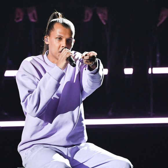 Avec "Multitude, le film", Stromae souhaite également à "remercier" son public qui n'a jamais cessé de le soutenir, dans les bons comme dans les mauvais moments.

Le chanteur Stromae (Artiste masculin et Album "Multitude") lors de la 38ème cérémonie des Victoires de la musique à la Seine musicale de Boulogne-Billancourt, France, le 10 février 2023. © Coadic Guirec/Bestimage