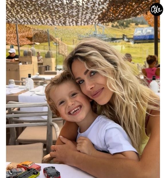Son fils Nino l’accompagne parfois sur les courses et les plateaux de télévision.

Marion Rousse immortalisée sur Instagram avec son fils Nino.