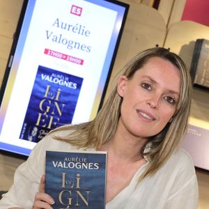 Aurelie Valognes au Festival du Livre de Paris 2024 au Grand Palais Éphémère le 14 avril 2024.

© Cédric Perrin / Bestimage