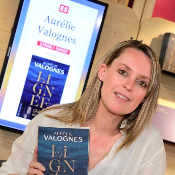 Aurelie Valognes au Festival du Livre de Paris 2024 au Grand Palais Éphémère le 14 avril 2024.

© Cédric Perrin / Bestimage