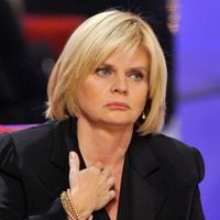 Isabelle Nanty, un permis invalide pour l’homme qui conduisait le véhicule ? Le chauffeur VTC réagit