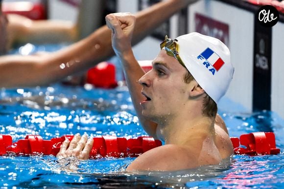 Léon Marchand remporte le 200m 4 nages au 22ème Championnat du monde de Natation à Singapour. C'est son 6ème titre de champion du monde. Psnewz /Bestimage