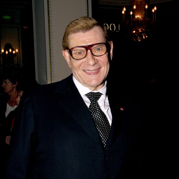 Exclusif - Yves Saint Laurent au spectacle d'Isabelle Adjani "La dernière nuit pour Marie Stuart" au Théâtre Marigny. © RINDOFF-GUIREC / BESTIMAGE