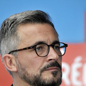 Il a alors décidé de s'installer à Los Angeles.
Line Renaud, Olivier Minne et Jean-Luc Romero lors de l'inauguration du ADMD Tour ( association pour le droit a mourir dans la dignité) à Paris, France le 30 juin, 2017. Photo par Alain Apaydin/ABACAPRESS.COM