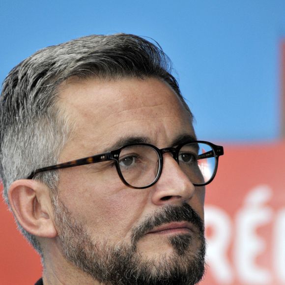 Il a alors décidé de s'installer à Los Angeles.

Line Renaud, Olivier Minne et Jean-Luc Romero lors de l'inauguration du ADMD Tour ( association pour le droit a mourir dans la dignité) à Paris, France le 30 juin, 2017. Photo par Alain Apaydin/ABACAPRESS.COM