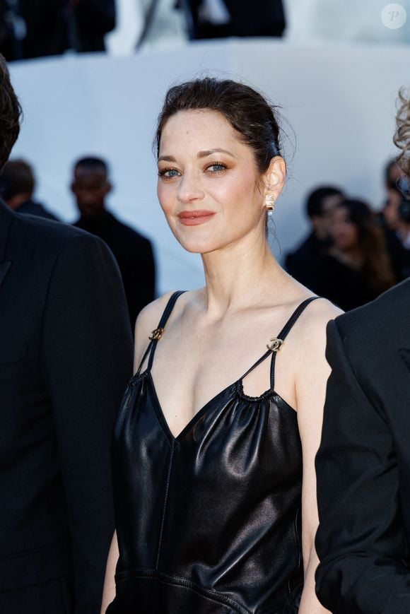 Marion Cotillard - Montée des marches du film " Karma " lors du 79ème Festival International du Film de Cannes, le 15 mai 2026. © Jacovides-Moreau / Bestimage