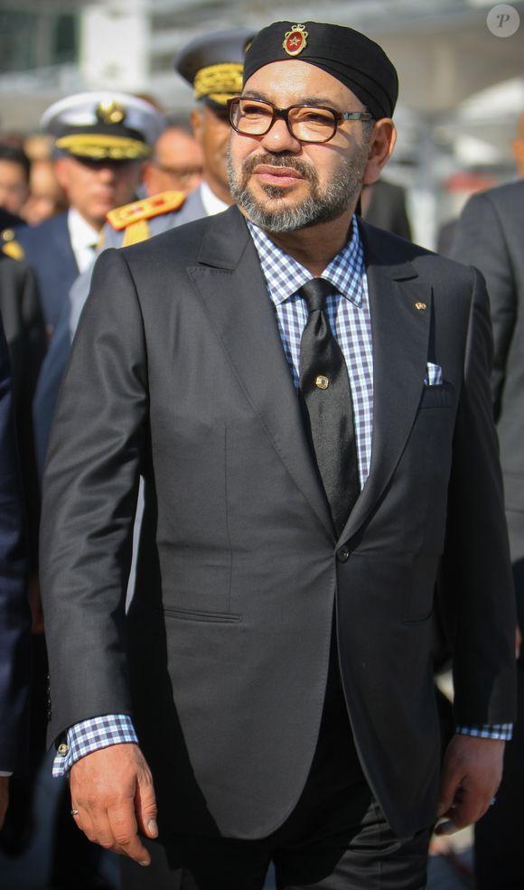 Dans ce quartier prestigieux, il a désormais pour voisin le roi du Maroc.

Le roi Mohammed VI du Maroc arrive pour l'inauguration de la ligne à grande vitesse Tanger-Casablanca à la gare de Tanger-Ville à Tanger, Maroc. © Marwane Sobai/Bestimage