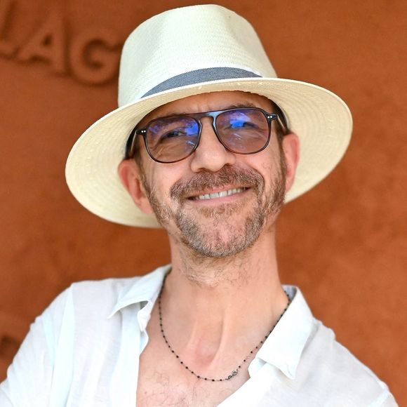 Calogero assiste aux Internationaux de France 2023 à Roland Garros le 04 juin 2023 à Paris, France. Photo de Franck Castel/ABACAPRESS.COM