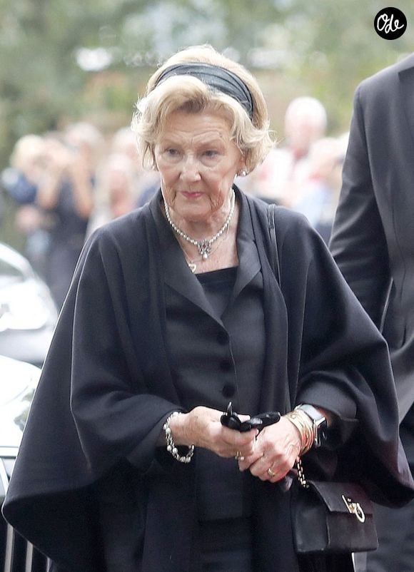 Le roi partageait sa vie avec Sonja depuis près de 70 ans. 

La reine Sonja assiste à une cérémonie funéraire à l'église d'Asker, à Asker (Norvège), en hommage au roi Harald. Le 30 août 2026. Photo : Marius Gulliksrud/STELLA Pictures/ABACAPRESS.COM