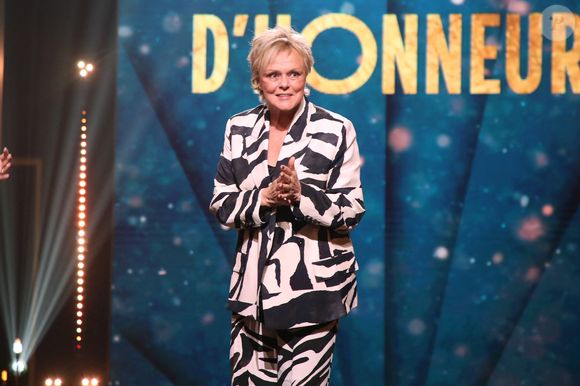Muriel Robin reçoit un Molière d'honneur - 37ème Nuit des Molières aux Folies Bergère à Paris, France, le 04 Mai 2026.

© Bertrand Rindoff / Bestimage