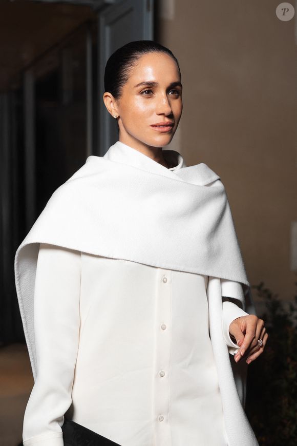 Meghan Markle au défilé Balenciaga lors de la Fashion Week de Paris.

Photo : Tiziano Da Silva/Bestimage