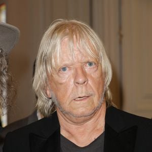 Exclusif - Le chanteur Renaud (Renaud Séchan) - Vernissage de l'exposition "Renaud, Des mots et des images" à Paris le 5 septembre 2024. © Coadic Guirec/Bestimage